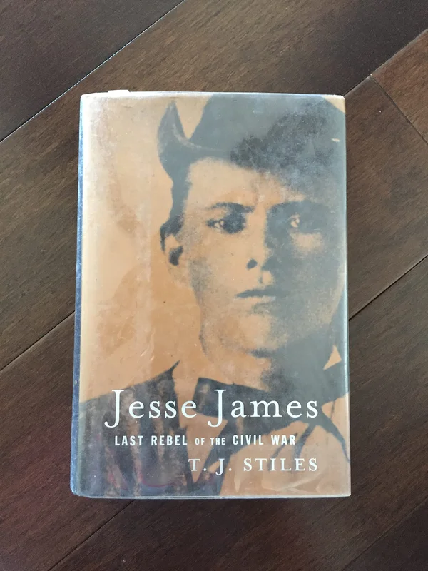 roundaboutbookstore1299023